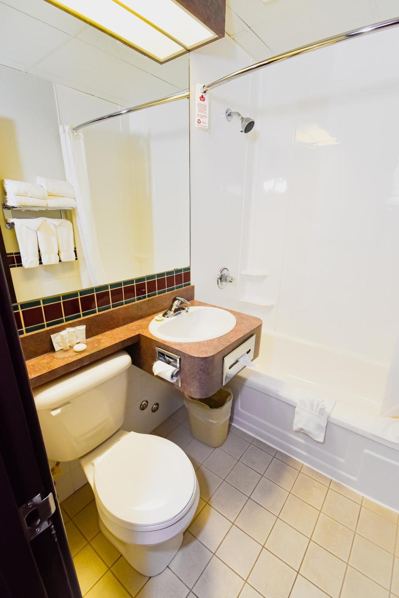 Canad Inns Destination Centre Windsor Park 温尼伯 外观 照片